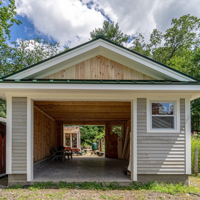 Instagram post from topquality.construction. This post is in position 1.